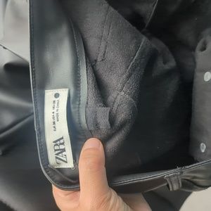 ZARA 4 black leather pants